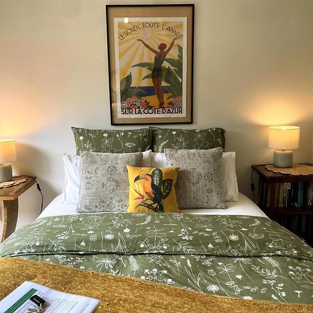 Gully Hideaway Apartment Хамилтън Екстериор снимка