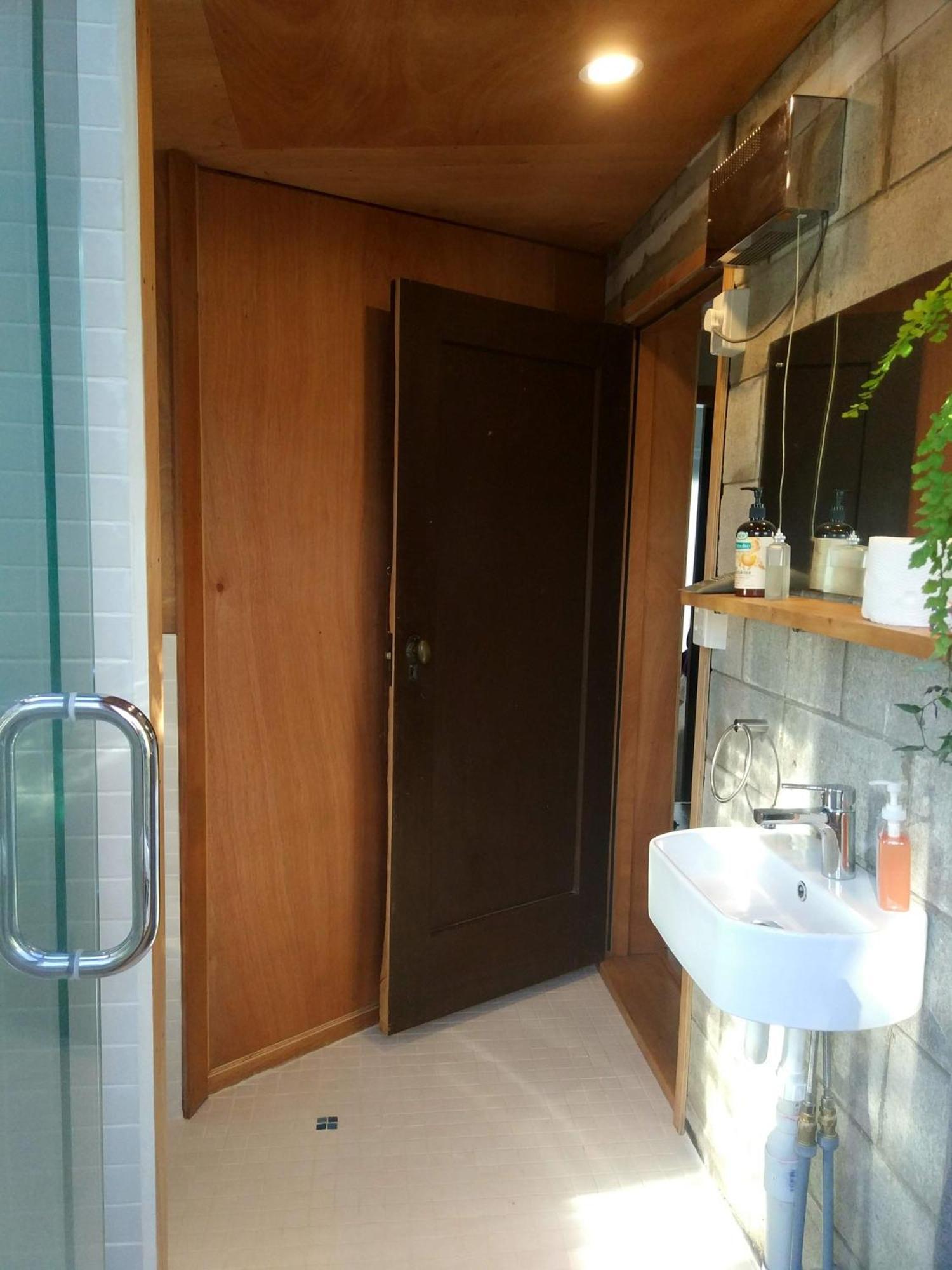 Gully Hideaway Apartment Хамилтън Екстериор снимка