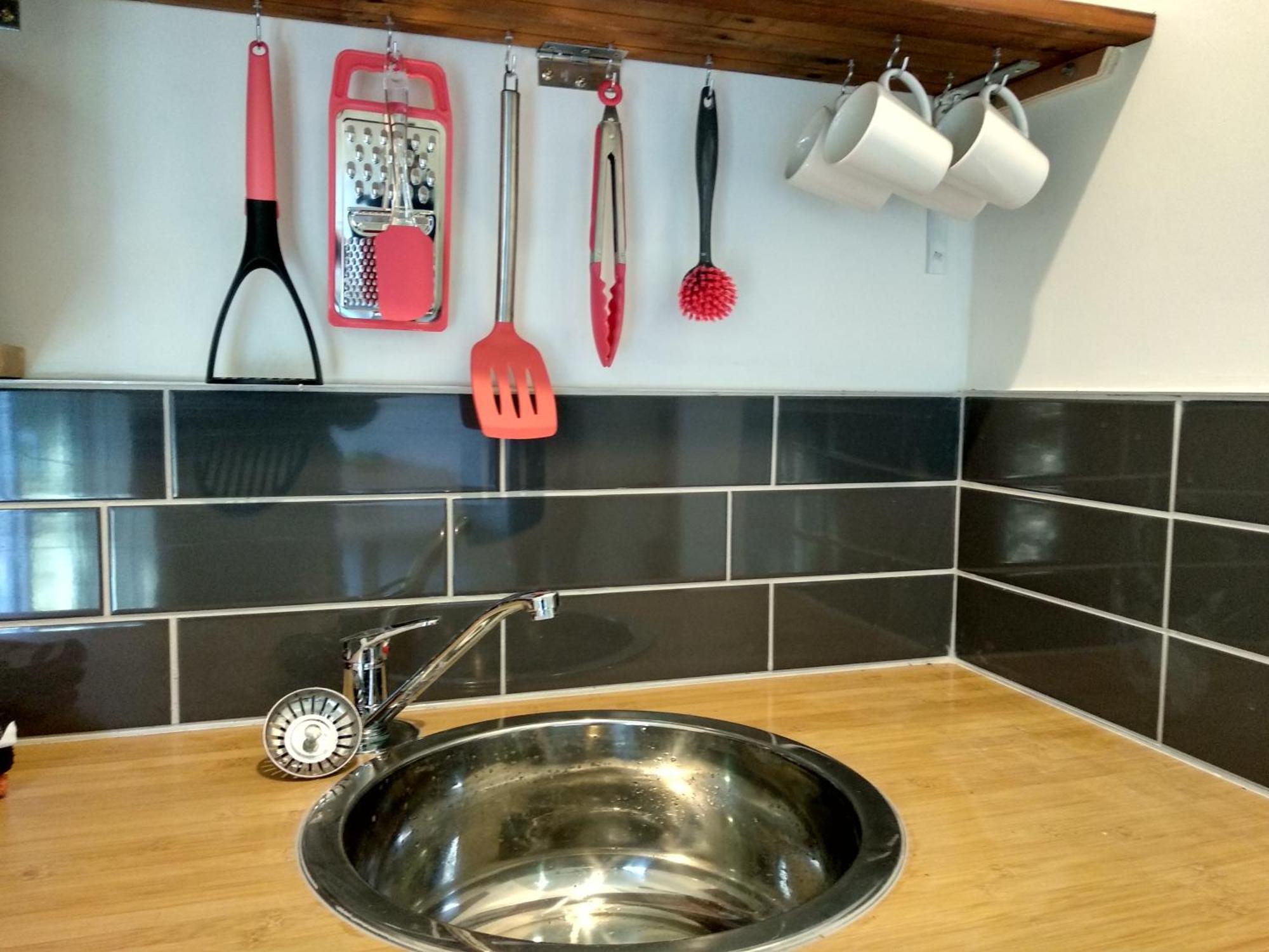 Gully Hideaway Apartment Хамилтън Екстериор снимка